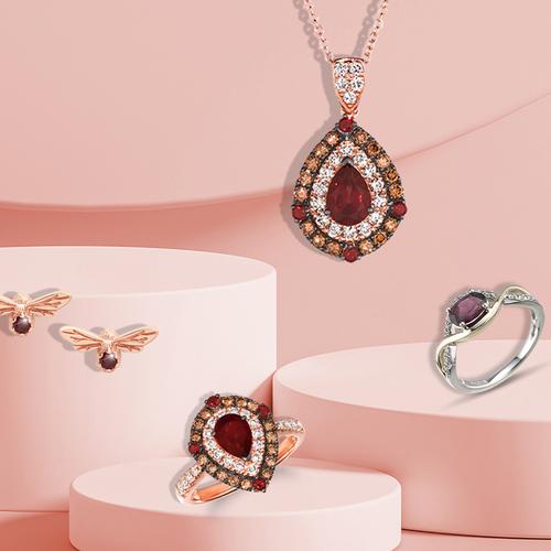 Garnet pendant, earrings and ring